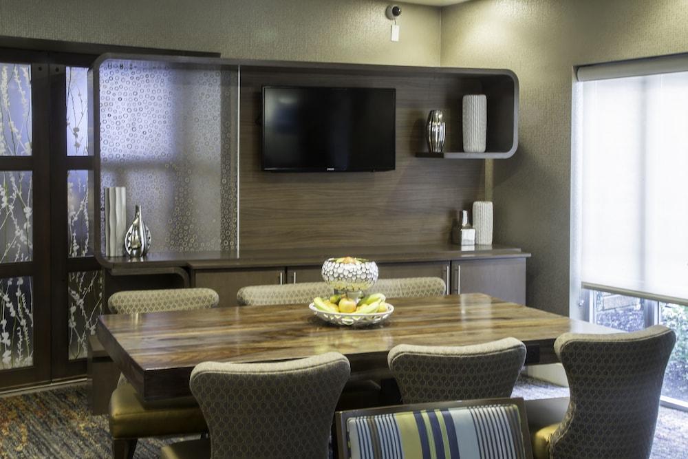 TownePlace Suites Oxford photo 14