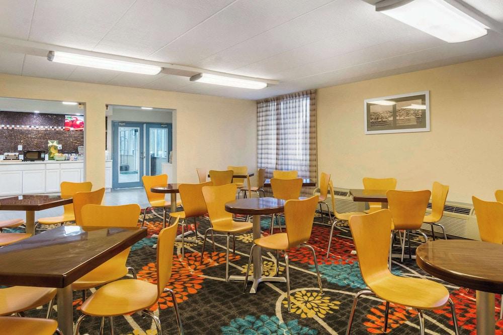 Quality Inn & Suites Ruther Glen photo 17