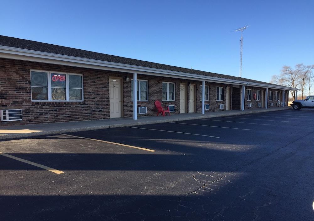 Country Inn Motel photo 1