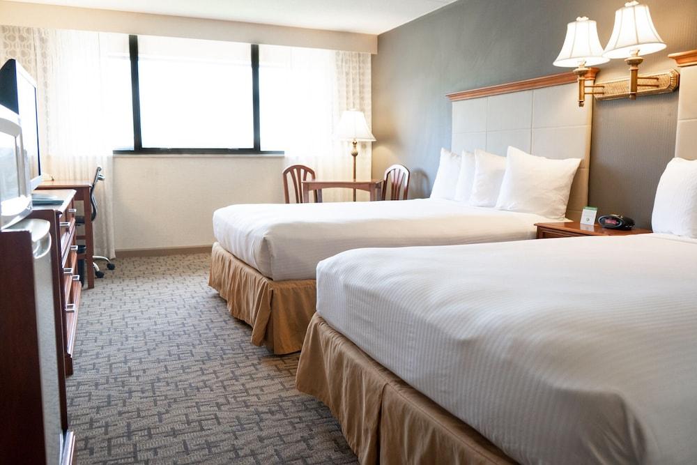 Best Western Plus Downtown Tacoma photo 27