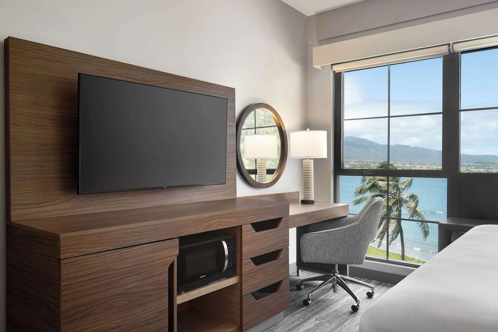 Hampton Inn & Suites Maui North Shore photo 13