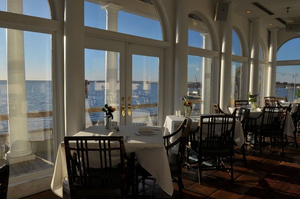Lighthouse Club Hotel photo 19