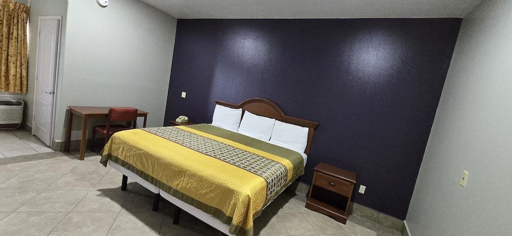 Texas Inn and Suites RGV photo 7