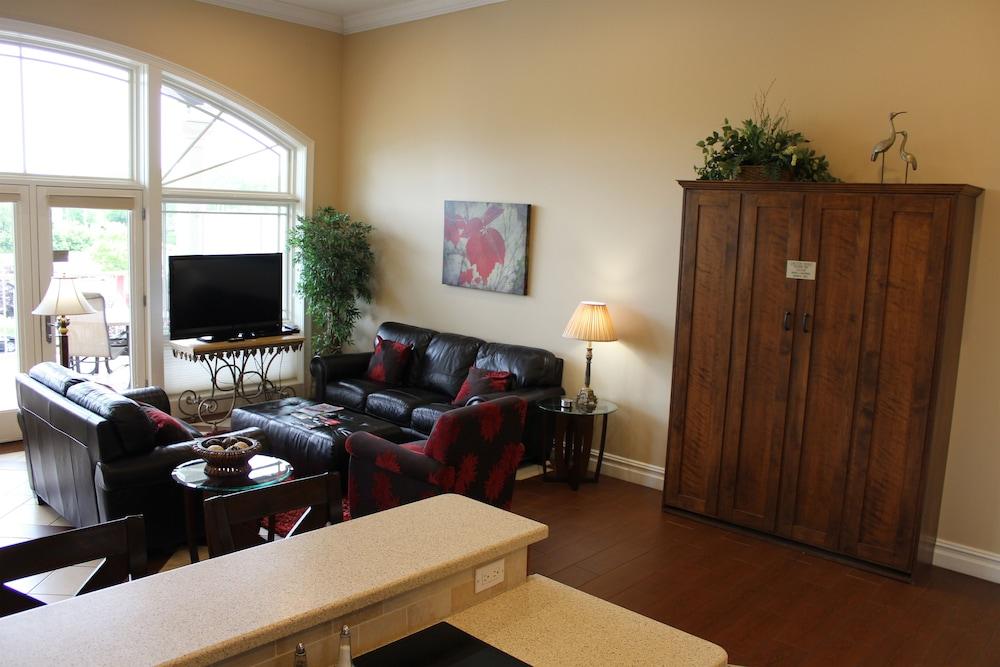 Riverwalk Place Resort & Spa photo 11