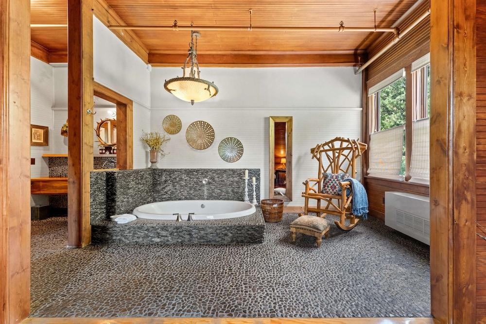 Mccloud Mercantile Hotel photo 4