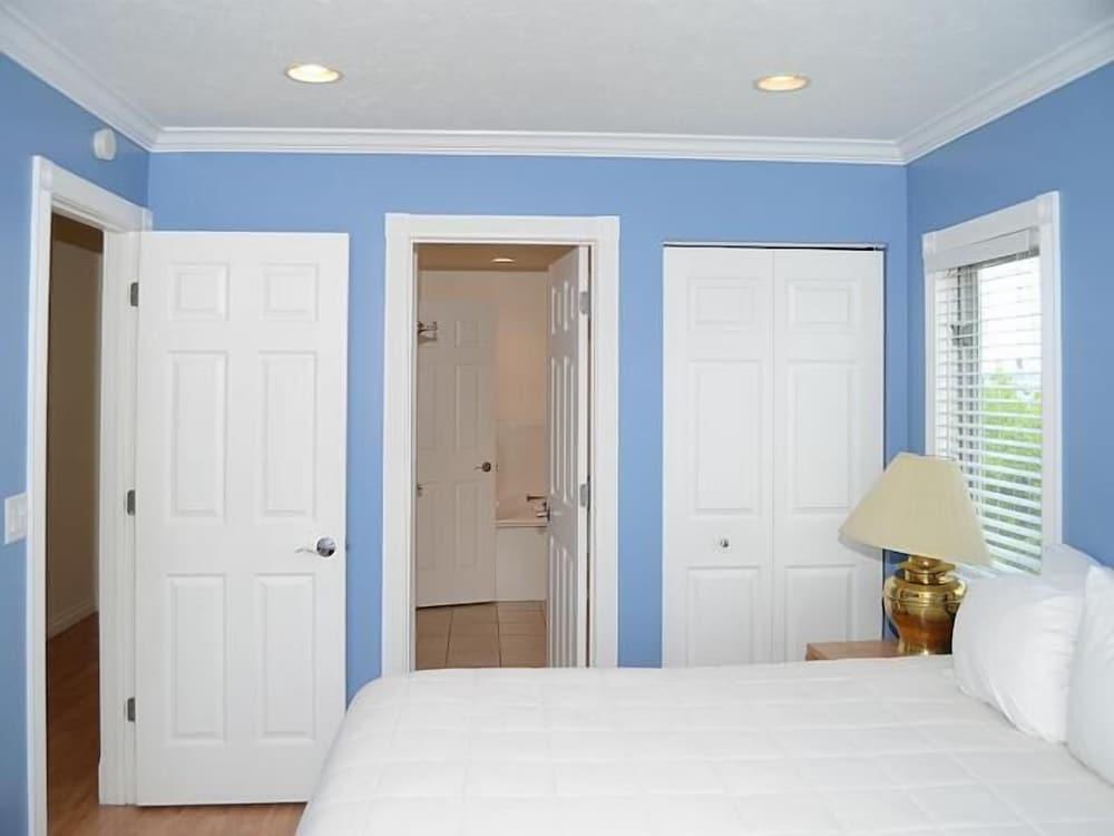 Beach Condominium Hotel photo 93