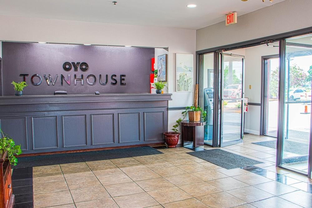 Americas Best Value Inn Donaldsonville photo 25