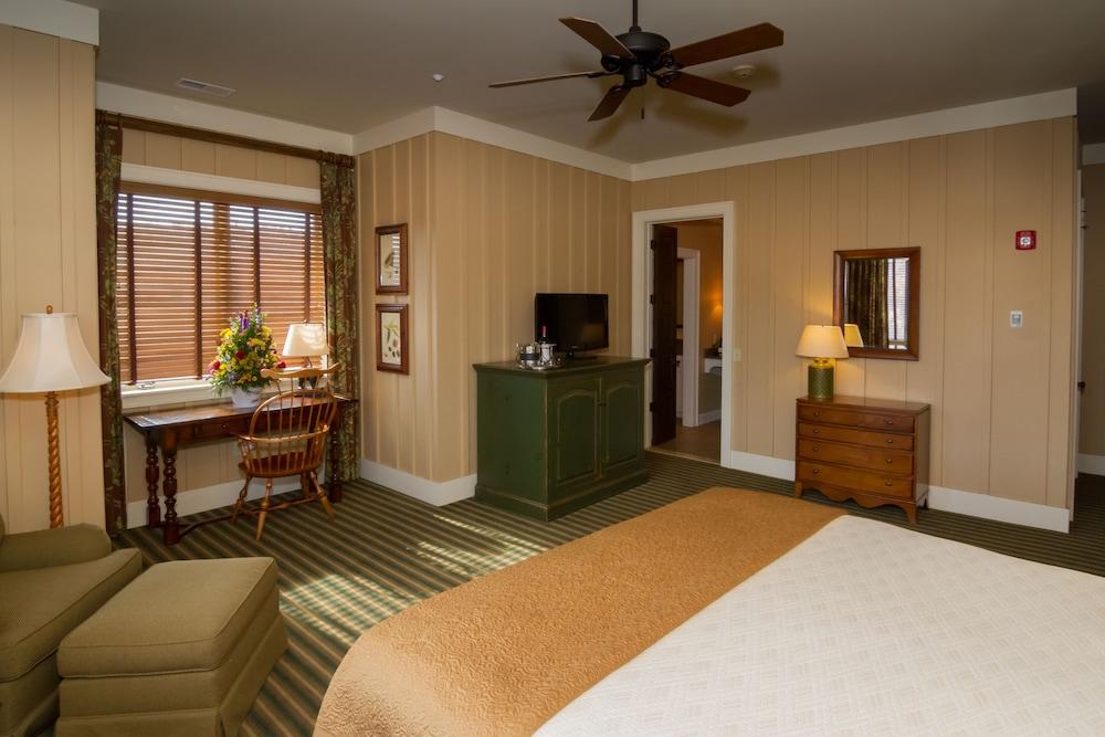 Bright's Creek Lodge photo 77