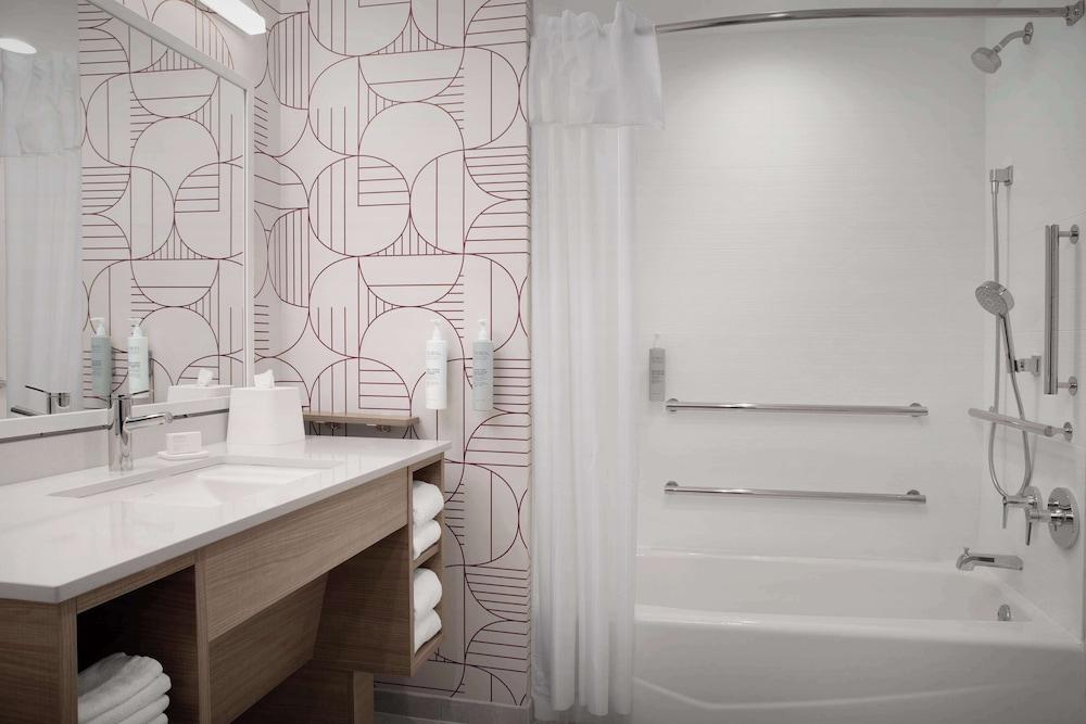 Home2 Suites By Hilton Lakeland North I-4 photo 9