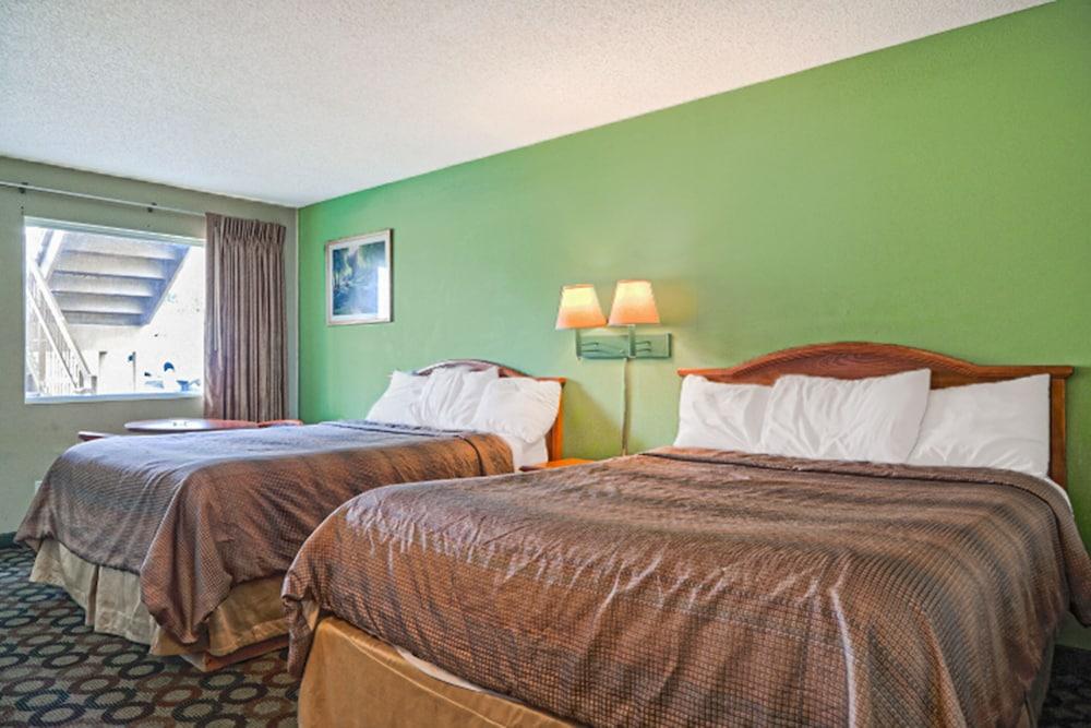 Economy Inn By OYO Ashburn photo 20