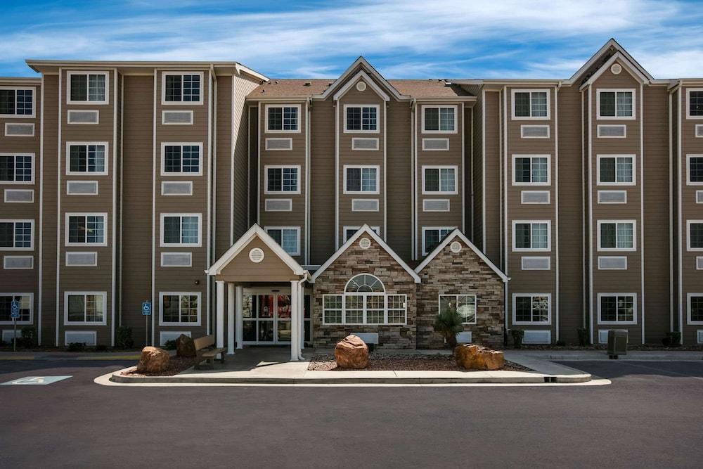 Microtel Inn & Suites By Wyndham Pecos — hotel in Pecos