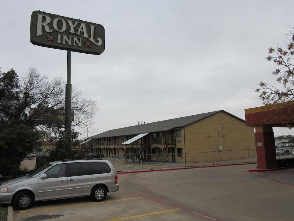 Royal Inn photo 32