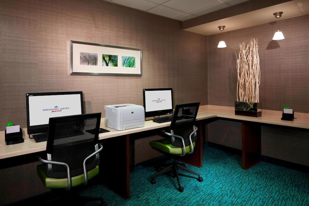 SpringHill Suites by Marriott Newark Liberty International photo 41