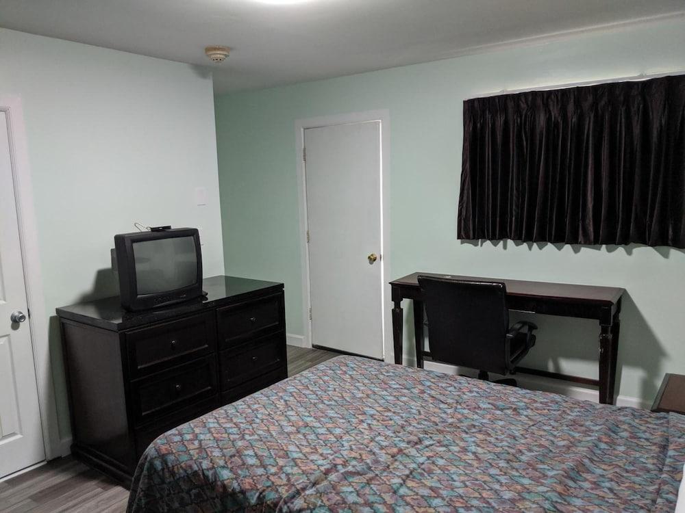Laurel Notch Motel photo 7