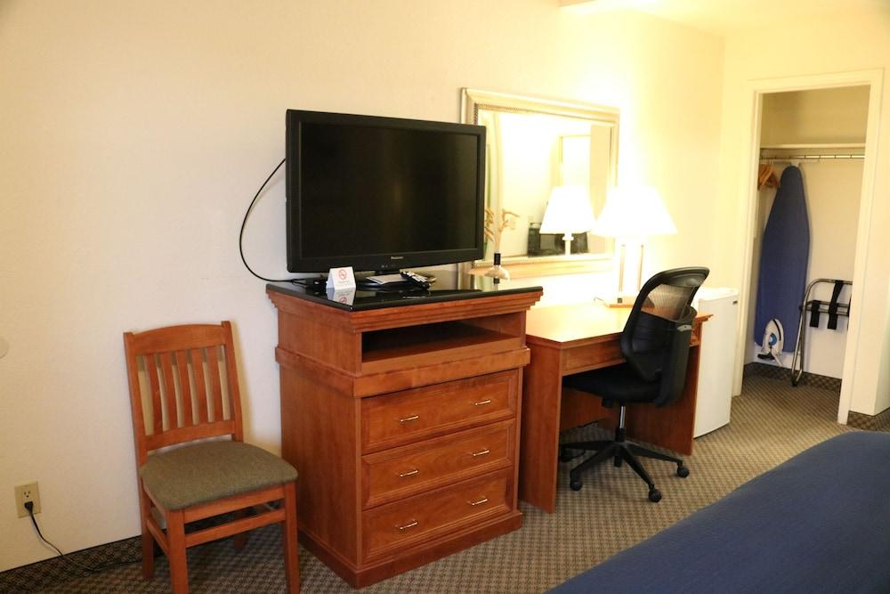 Travelodge by Wyndham Pendleton OR photo 24