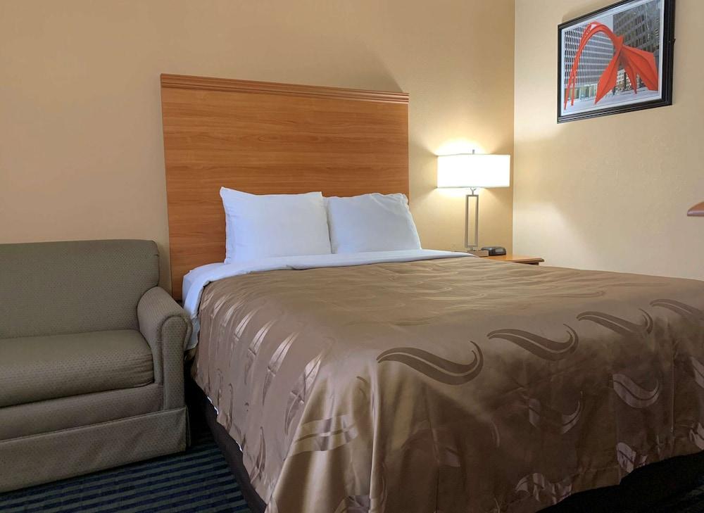 Quality Inn Ottawa near Starved Rock State Park photo 32