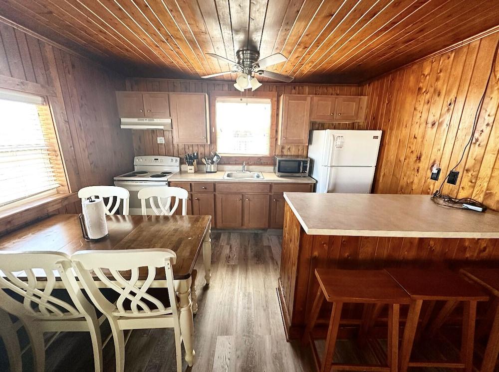 SandSpur Ocean Cottages photo 67