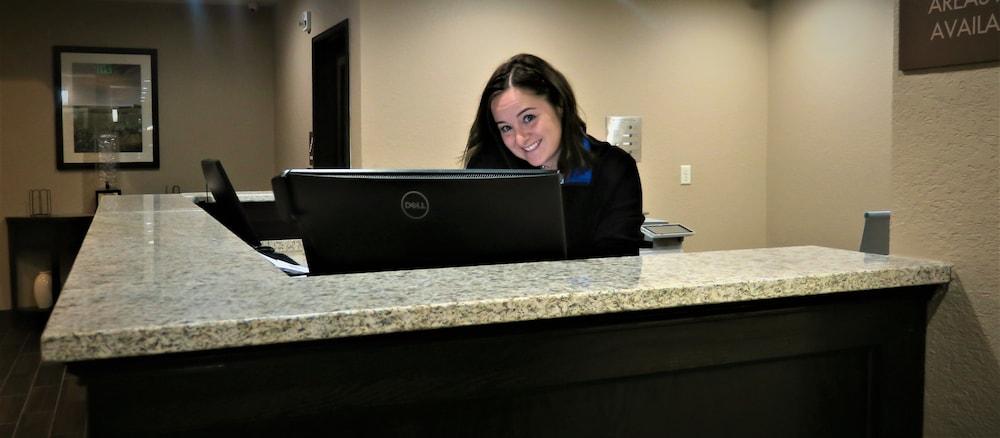 Comfort Inn & Suites Cedar Rapids CID Eastern Iowa Airport photo 8