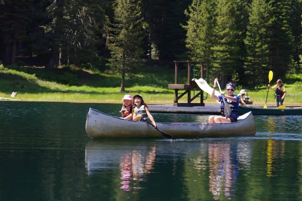 Montecito Sequoia Lodge photo 31