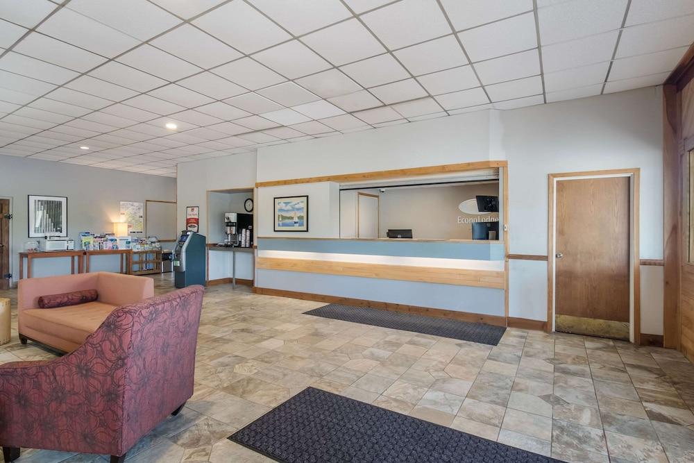 Clarion Inn photo 26