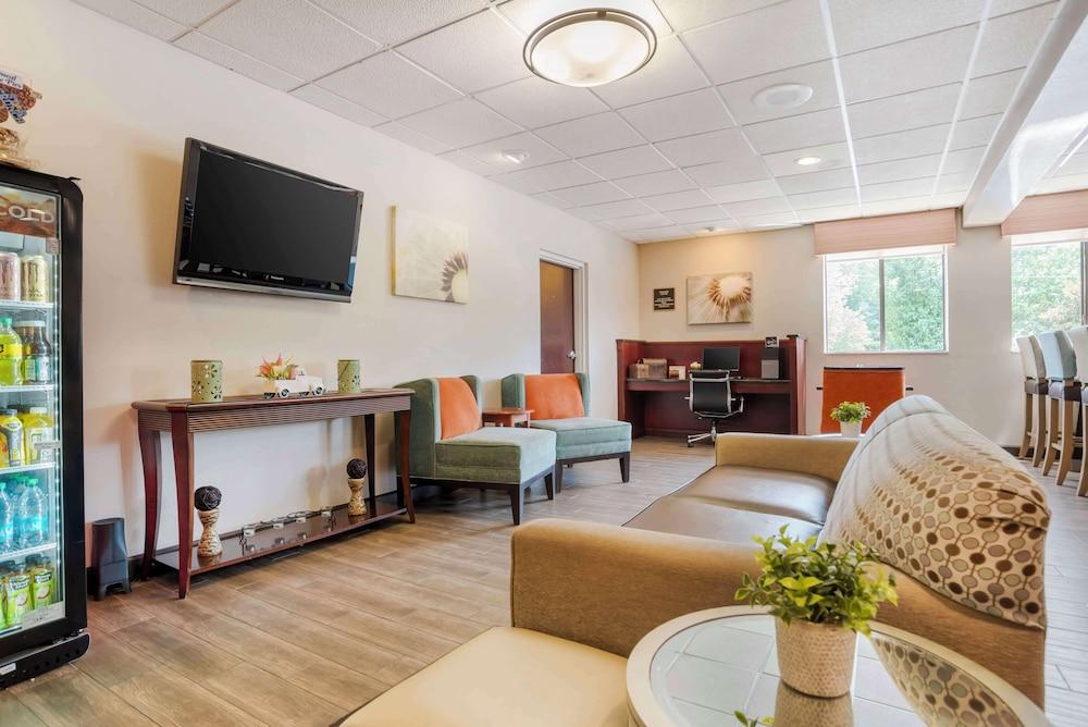 Best Western Plus Oak Mountain Inn photo 2