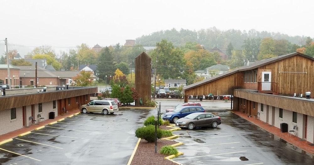 Mansfield Inn photo 10
