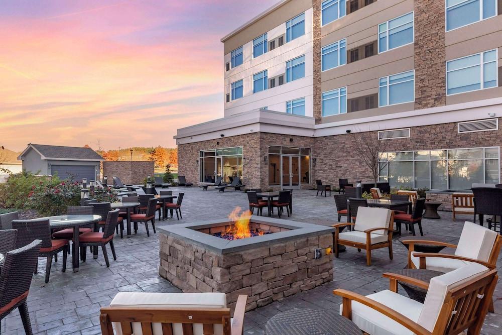 Cambria Hotel Manchester South Windsor photo 30