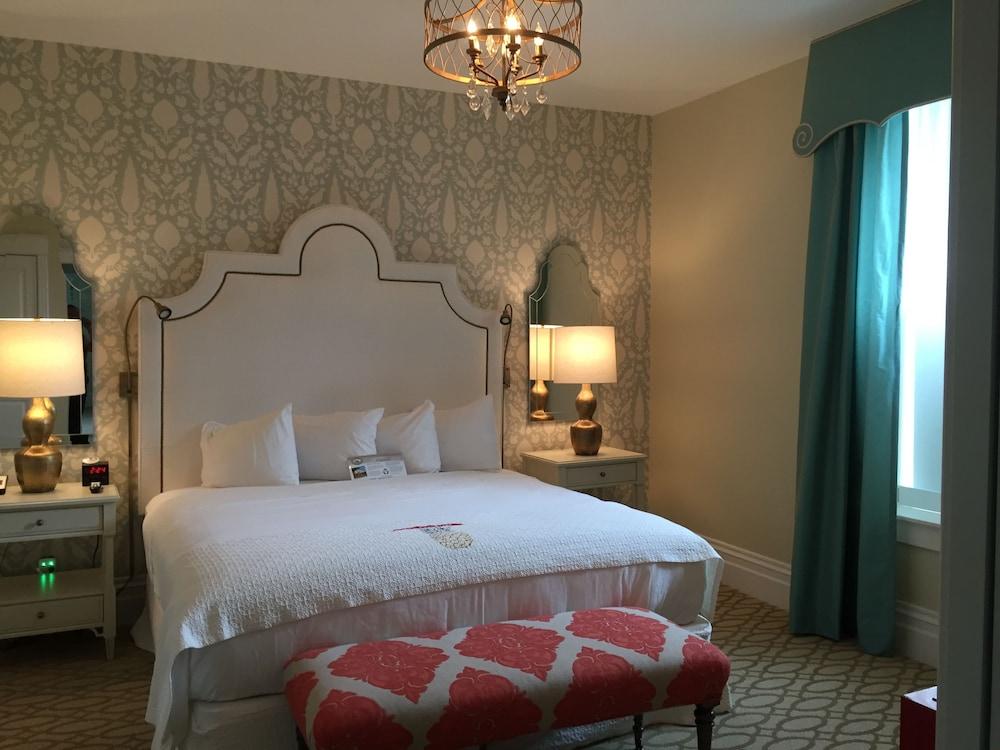 Perry Hotel photo 12