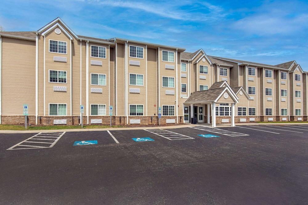 Microtel Inn & Suites by Wyndham Manchester photo 21