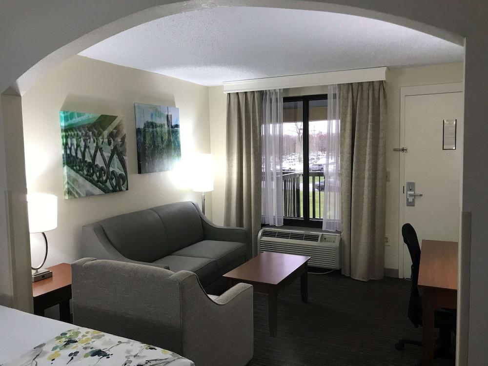 Best Western Inn & Suites - Monroe photo 21