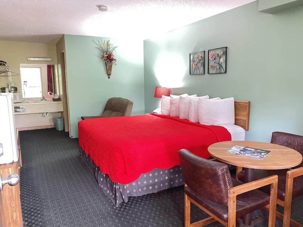 The Lodge photo 18