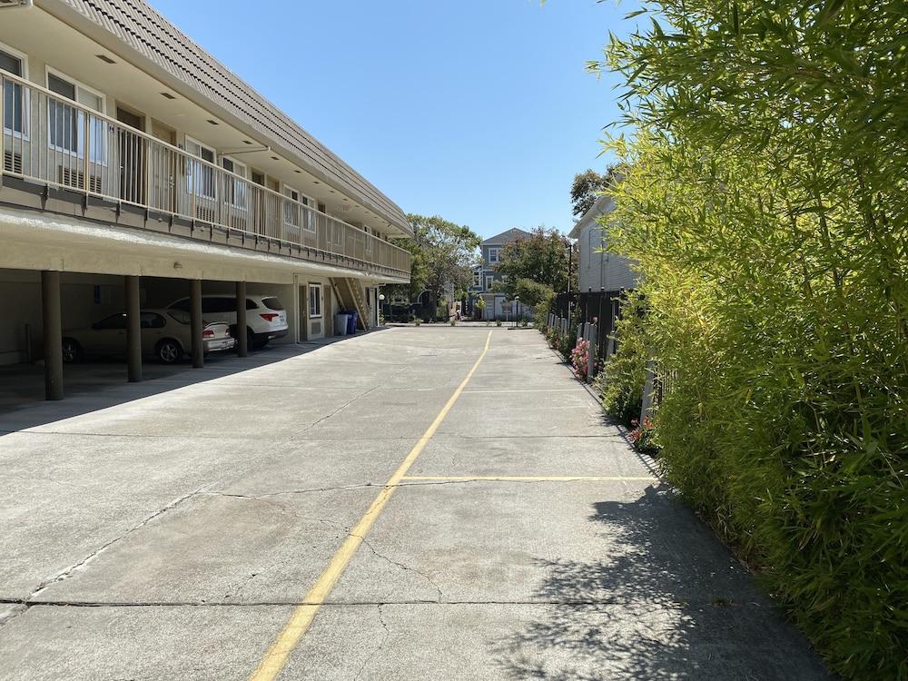 Bayview Motel photo 8