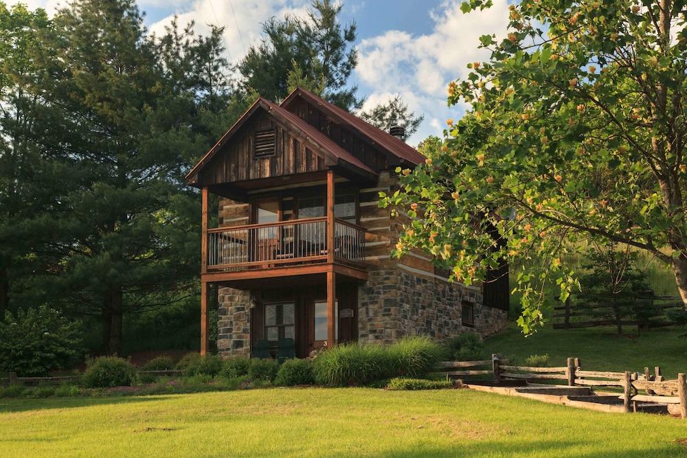 Fort Lewis Lodge photo 1