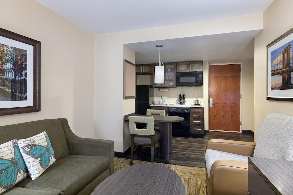 Candlewood Suites New York City-Times Square by IHG photo 17
