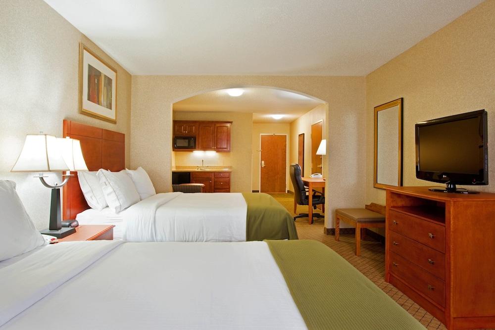 Holiday Inn Express Hotel & Suites Goshen by IHG photo 16