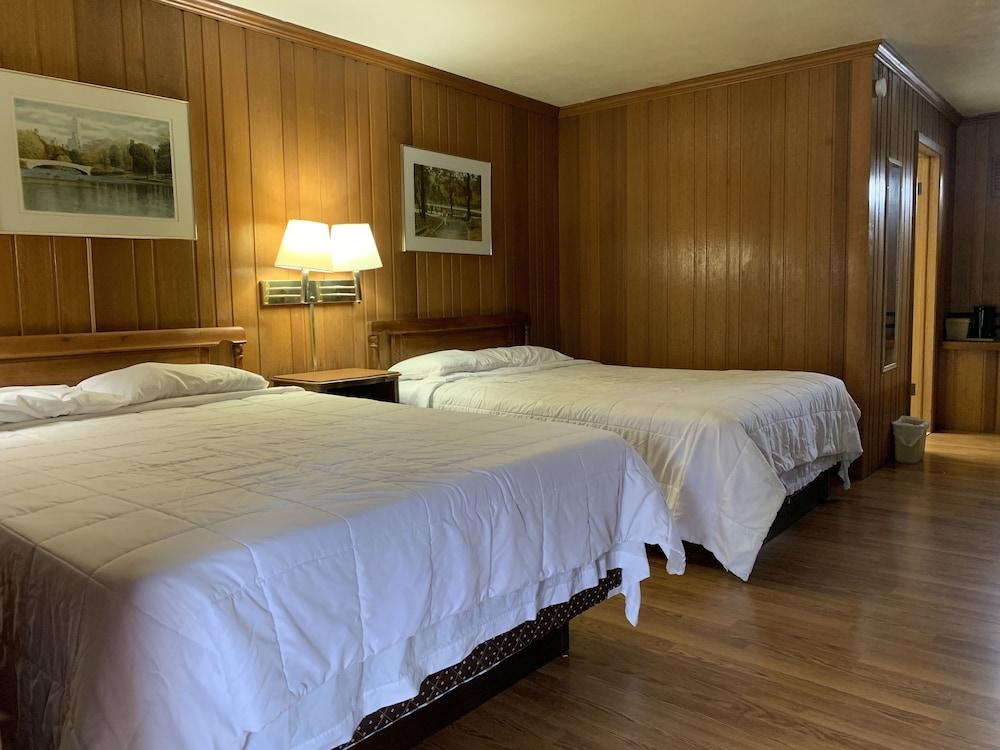 Lincoln Lodge photo 12