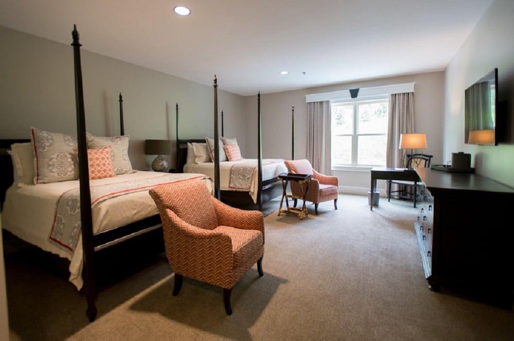 The Grand at Bedford Village Inn photo 56