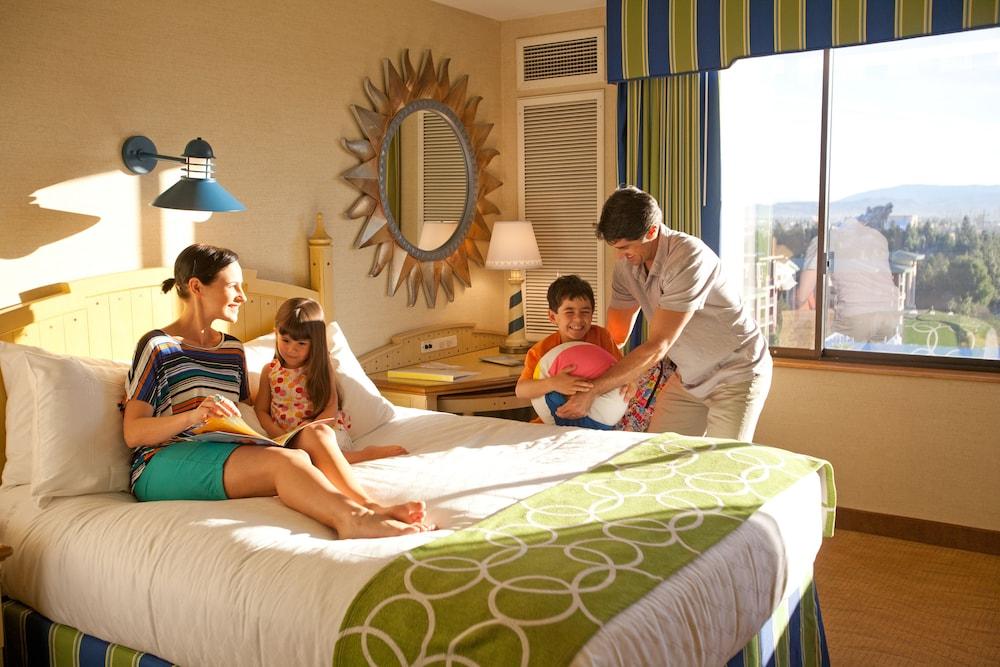 Pixar Place Hotel photo 2