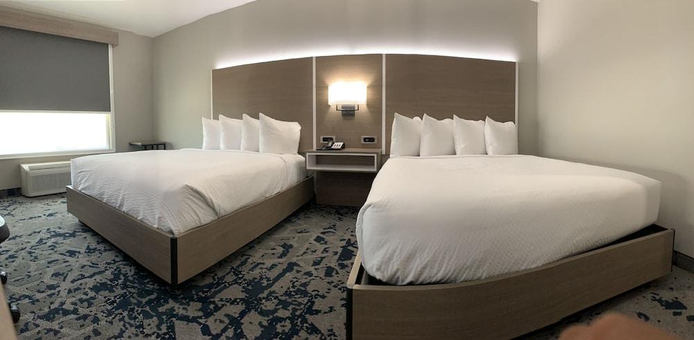Comfort Inn & Suites Muskogee photo 11