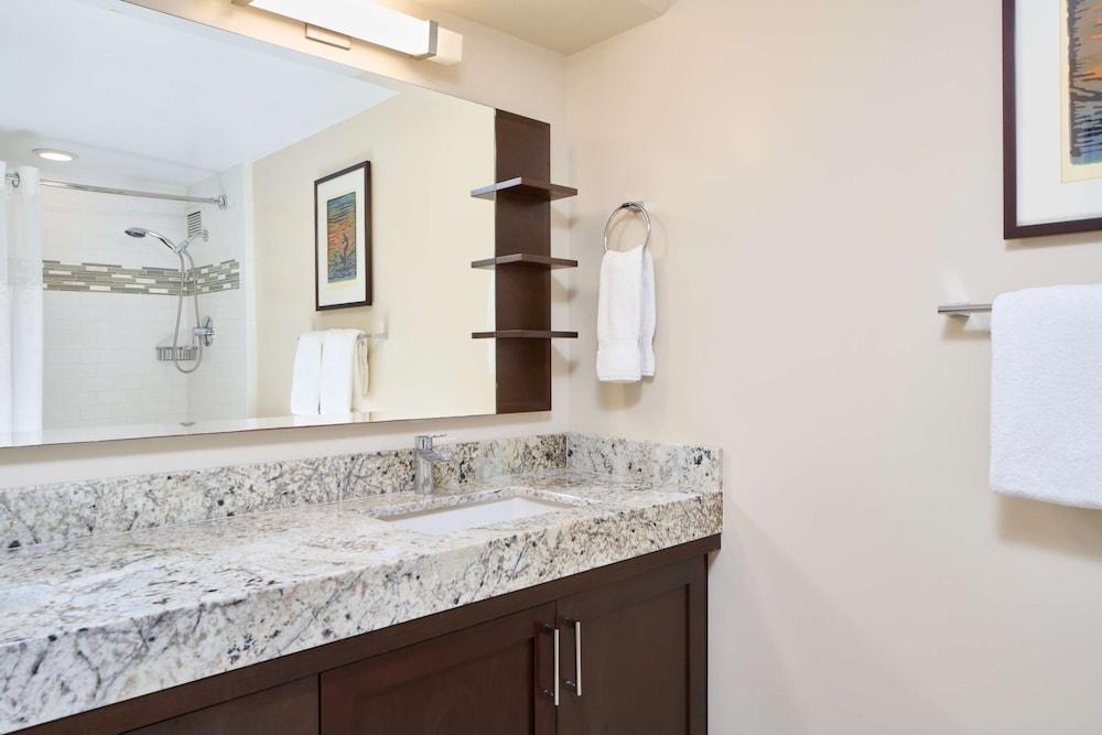 Ilikai Hotel & Luxury Suites photo 51