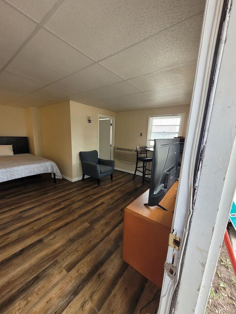 Custom Stay Thief River Falls photo 9