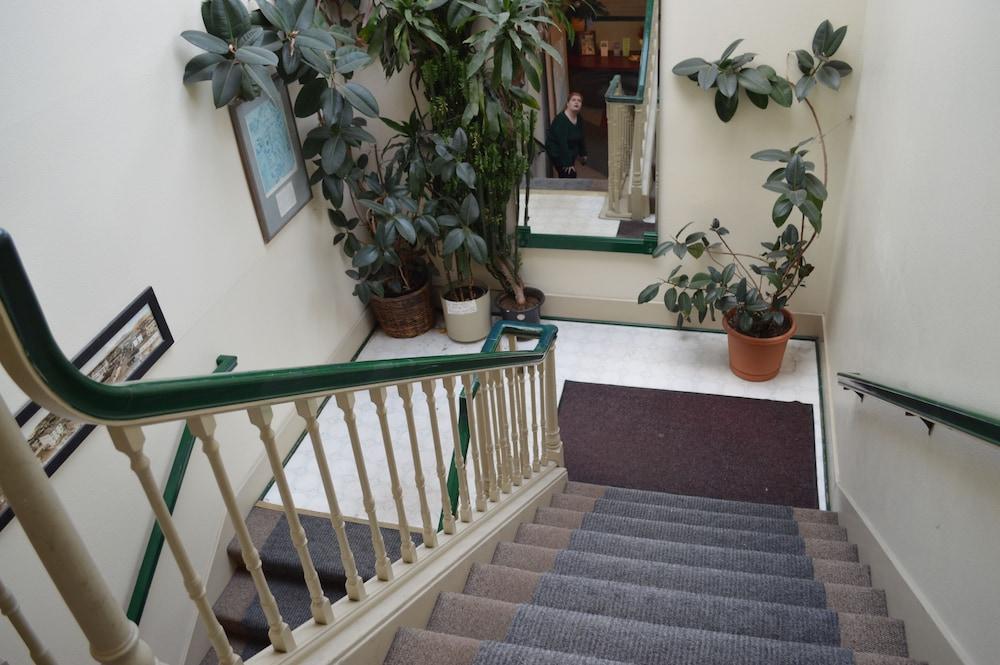 Chelsea Inn Hotel photo 33