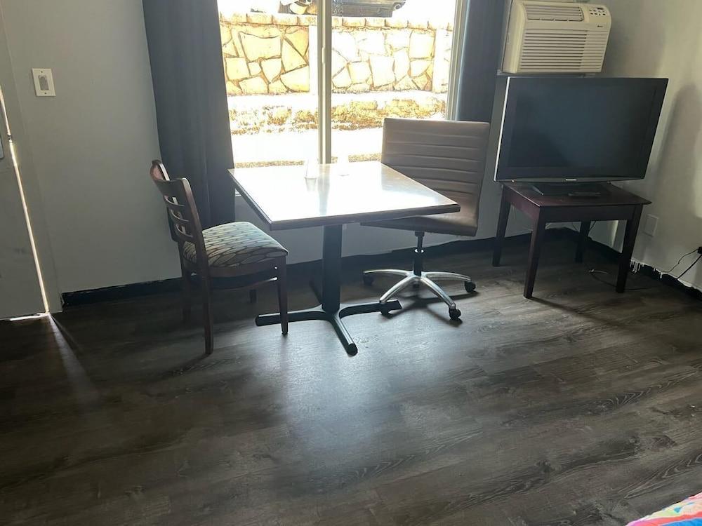 States Motel photo 10