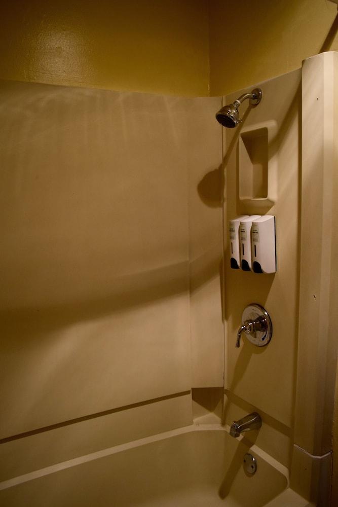 Snelling Motel photo 3