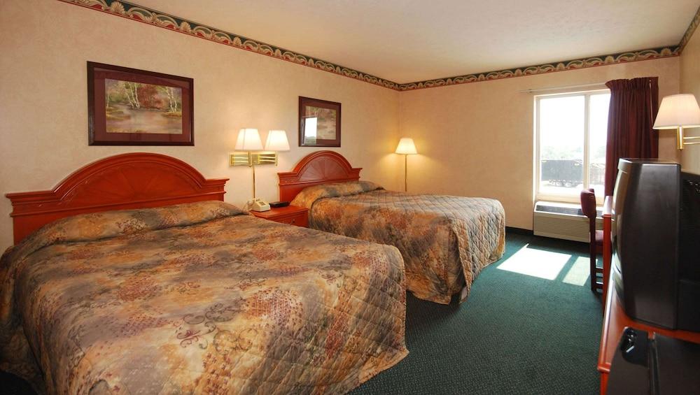 Beaver Dam Inn photo 21