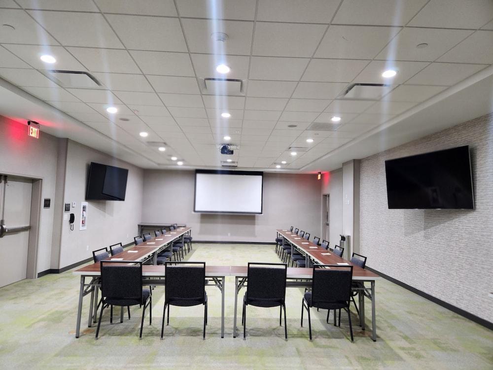 Home2 Suites by Hilton Dallas Medical District Lovefield photo 17