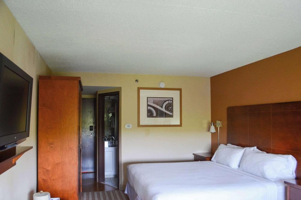 Radisson Hotel Detroit Metro Airport photo 11