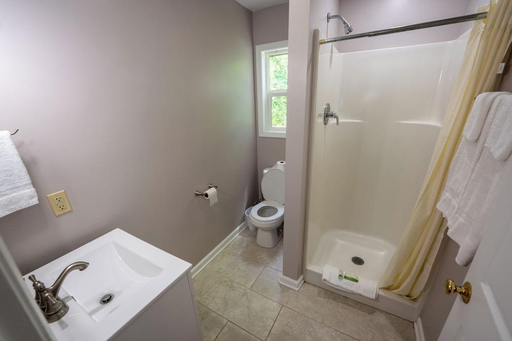 Fishtale Lodge photo 39