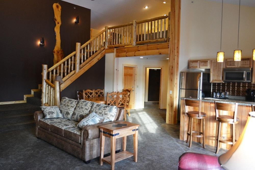 Crooked River Lodge photo 14