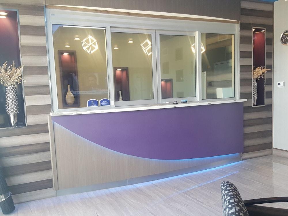 Hotel Blue - Woodlands photo 25